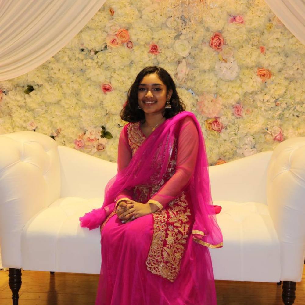 Meet your Posher, Sabrina